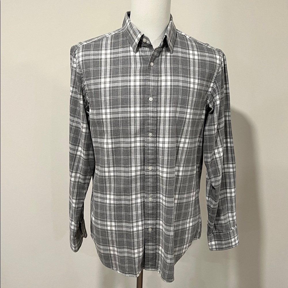 Banana Republic Lightweight Flannel Gray and White Plaid Shirt Size Large